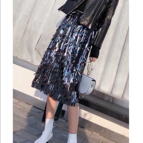 New Black Tassel Sequins Midi Skirt - Picture 4 of 6